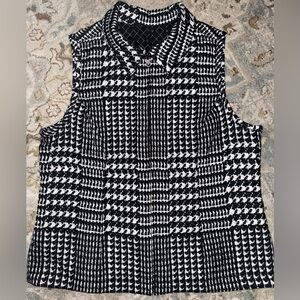 Black & White Houndstooth Sleeveless Top